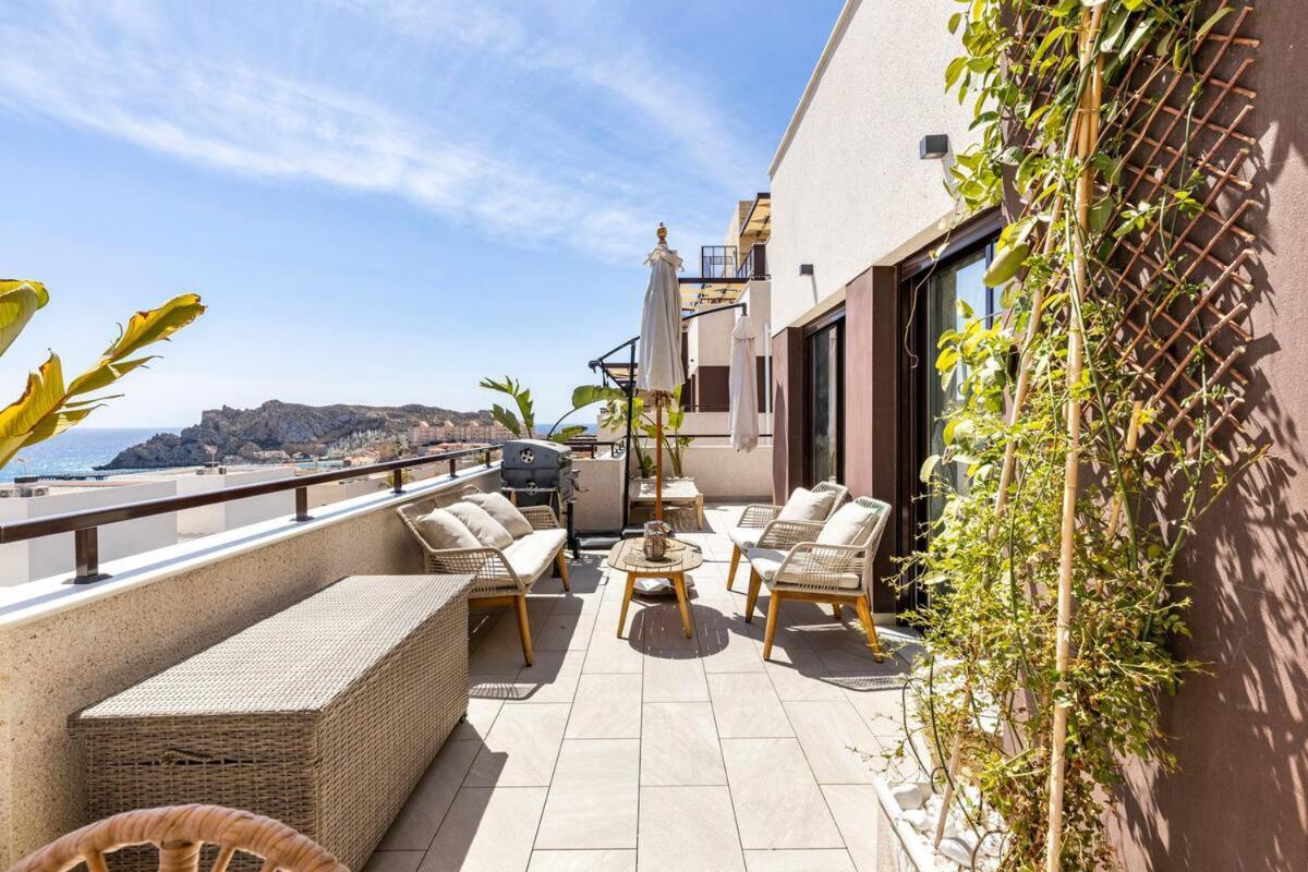 Luxury Designer Apartment - Unbeatable Sea Views อากีลัส ภายนอก รูปภาพ