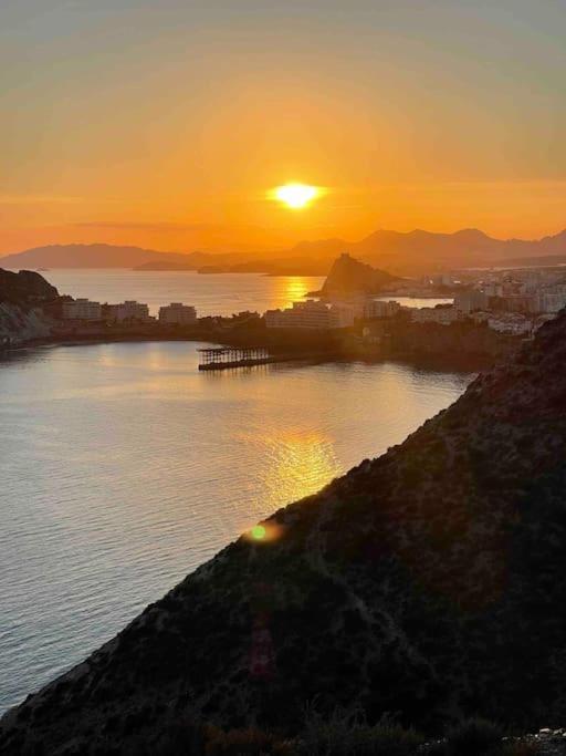 Luxury Designer Apartment - Unbeatable Sea Views อากีลัส ภายนอก รูปภาพ