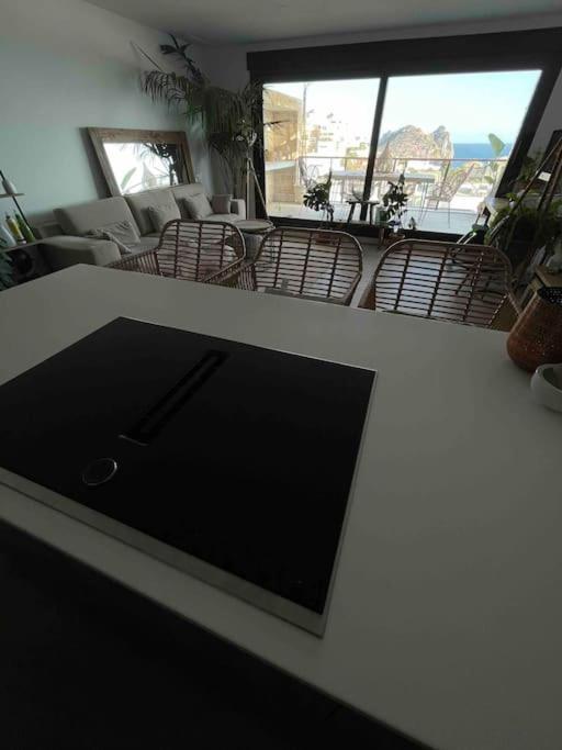 Luxury Designer Apartment - Unbeatable Sea Views อากีลัส ภายนอก รูปภาพ
