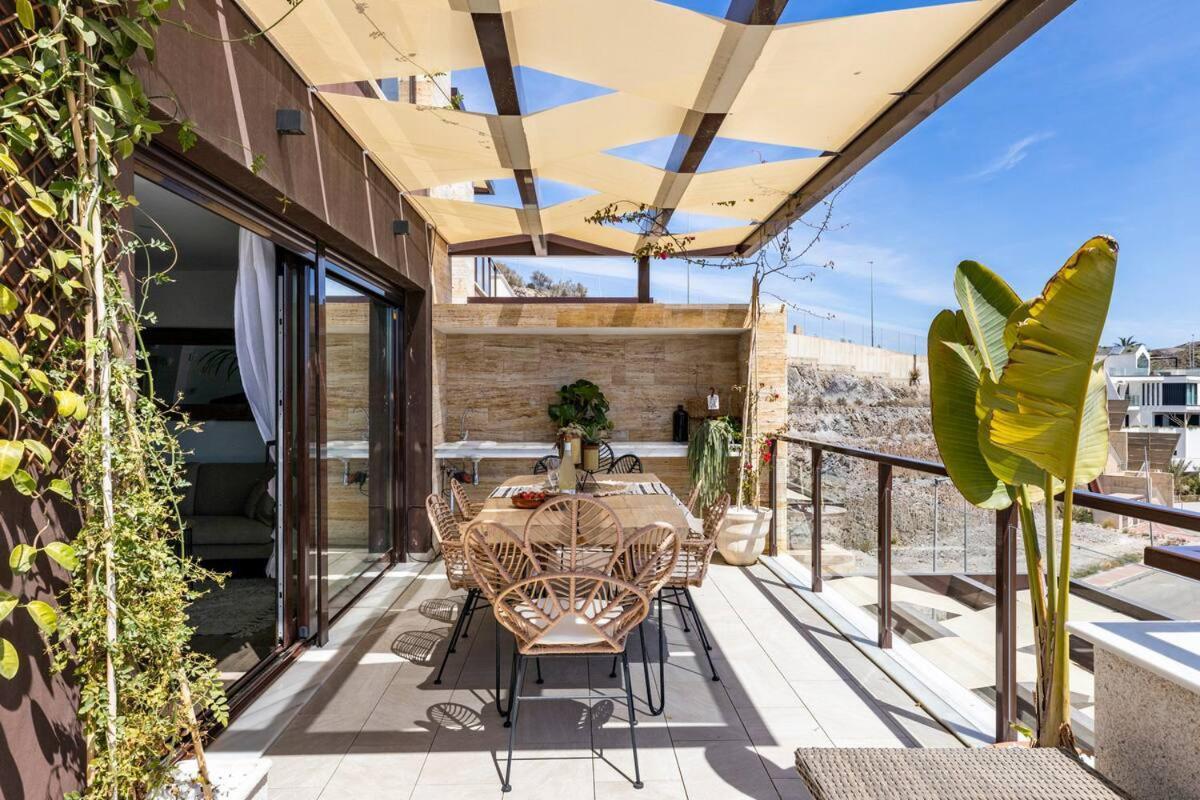 Luxury Designer Apartment - Unbeatable Sea Views อากีลัส ภายนอก รูปภาพ