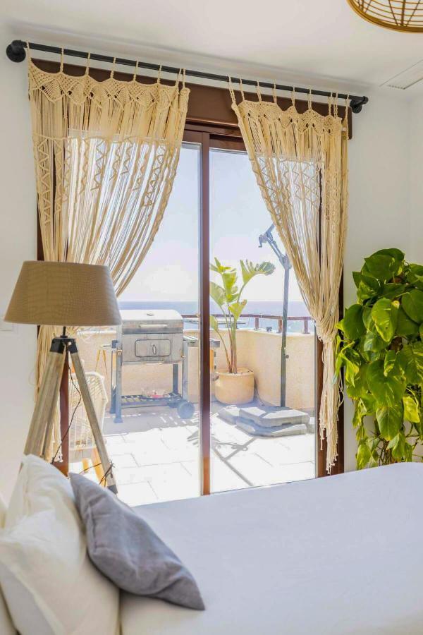 Luxury Designer Apartment - Unbeatable Sea Views อากีลัส ภายนอก รูปภาพ